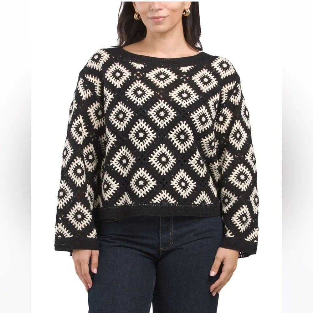 ELIE TAHARI XS S M Black Ivory Diamond Square Crochet Long Sleeve Top